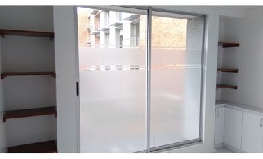 ARRIENDO O VENDO OFICINA CONSULTORIO OFICHIA 41 M2 CHA