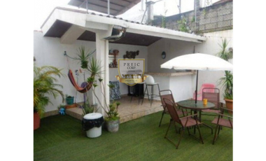 VENTA DE AMPLIA CASA EN BRISAS DEL GOLF