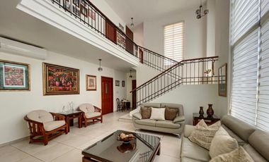 Venta de casa en Clayton (Senderos de Camino de Cruces) GTA