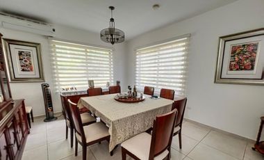 Venta de casa en Clayton (Senderos de Camino de Cruces) GTA