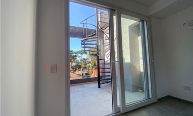 DEPARTAMENTO (15) A ESTRENAR 2 AMBIENTES CON TERRAZA PROPIA Y COCHERA