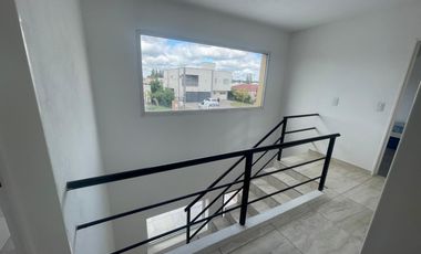 Alquiler de casa amoblada en el Barrio Santa Juana-  Canning