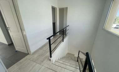 Alquiler de casa amoblada en el Barrio Santa Juana-  Canning