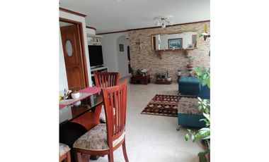 SE VENDE APARTAMENTO EN CENTENARIO