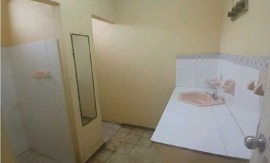 ALQUILO CASA EN CHITRE, CERCA AL PARQUE UNION - DISPONIBLE 10 DE MARZO