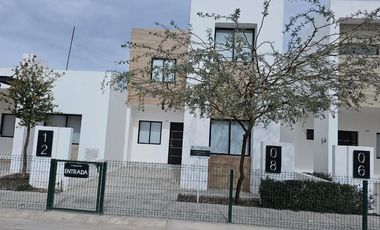 CASA EN VENTA MODELO ROBLE, EN BOSQUES, SECTOR VIÑEDOS, TORREON, COAHUILA