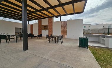 CASA EN VENTA MODELO ROBLE, EN BOSQUES, SECTOR VIÑEDOS, TORREON, COAHUILA