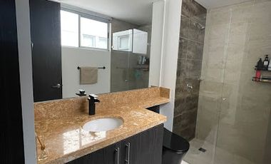 VENTA de CASA RESIDENCIAL en MOSQUERA