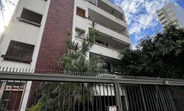 Departamento de 4 ambientes c/ cochera en Venta - Avellaneda