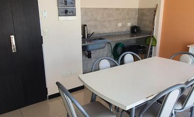 VENDO GRAN OFICINA EN ZONA MACROCENTRO - EDIFICIO DE CATEGORIA CON SUM Y TERRAZA