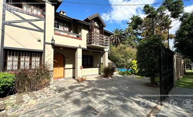 Casa en venta en Ranelagh Berazategui de 5 ambientes