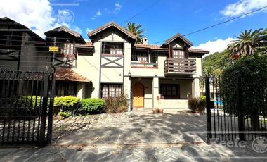 Casa en venta en Ranelagh Berazategui de 5 ambientes