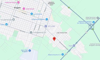 Casa en venta - 2 Dormitorios 2 Baños - Cocheras - 360Mts2 - Bragado