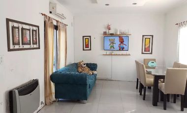 Casa en venta - 2 Dormitorios 2 Baños - Cocheras - 360Mts2 - Bragado