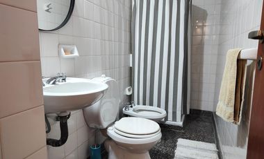 Departamento en Alquiler, 4 dormitorios, 2 baños, Salta Macrocentro