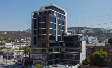 LOCAL EN VENTA/RENTA EN SAN JERONIMO
