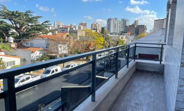 Venta Departamento 3 Amb. en Ramos Mejía  A Estrenar - C/Balcón al Fte.