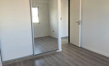 Venta Departamento 3 Amb. en Ramos Mejía  A Estrenar - C/Balcón al Fte.