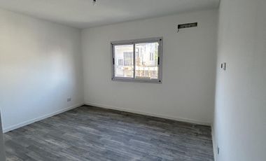 PH a estrenar, 3 ambientes, con cochera y patio