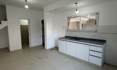 PH a estrenar, 3 ambientes, con cochera y patio