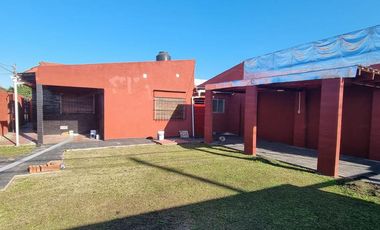 Casa - Luis Guillon