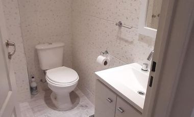 Departamento en  1 Amb a nuevo amueblado. Excelente zona, patio y terraza. Alquiler Temporario
