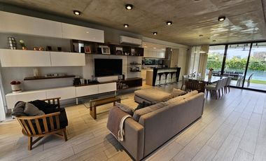 Casa en Círculo Hebreo
