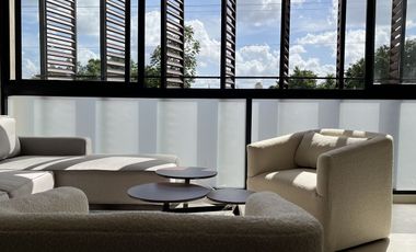 Villa de dos niveles en colonia Aleman.