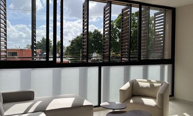 Villa de dos niveles en colonia Aleman.