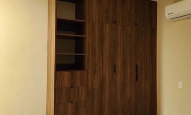 Villa de dos niveles en colonia Aleman.