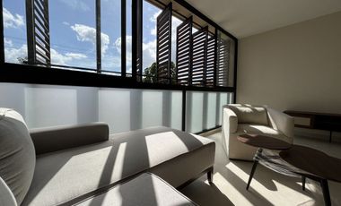 Villa de dos niveles en colonia Aleman.