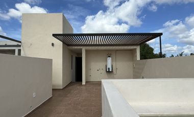 Villa de dos niveles en colonia Aleman.