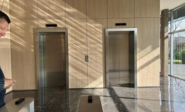 Cochera en  Venta, en Edificio Meridiano, Pilar, GBA Norte