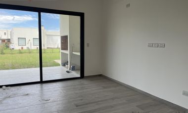 Casa a estrenar Santa Emilia, Pilar del Este - Mallmann Propiedades