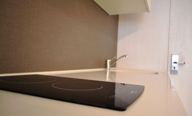 Moderno y luminoso Estudio!