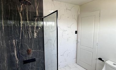 Casa en Altos del Casco, Zárate. Terreno de 620 m2. Parque, pileta, galería y parrilla.