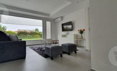 Casa en venta con renta - Barrio Santa Juana, Canning