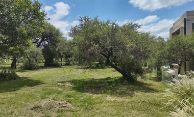 VENTA EXCELENTE TERRENO - VALLE DEL GOLF