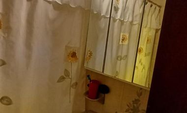 Esplendido Chalet en Quilmes Oeste con 5 Ambientes, Cochera y Patio.