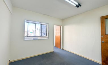 Oficina en  Venta, Centro , Rosario, subdividida en dos privados, oportunidad !