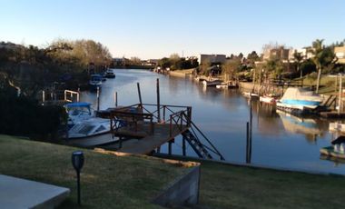 EXCELENTE CASA AL RIO EN SAN MARCO!
