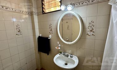 Casa 4 ambientes - 3 dormitorios -  2 baños - Pileta -  Ituzaingó Norte - Ituzaingó Centro