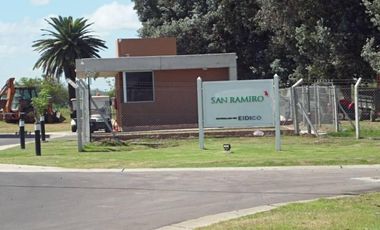 Lote en venta en barrio San Ramiro, Pilar del Este