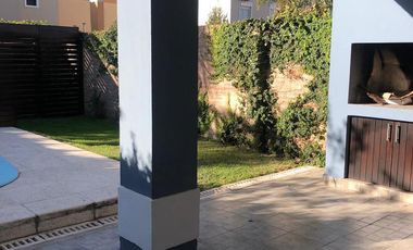 Casa en  venta en Solares de Santa Maria II
