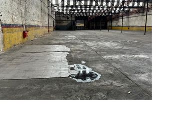 Depósito en  LA BOCA