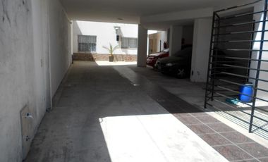Venta Cochera - Villa Luzuriaga