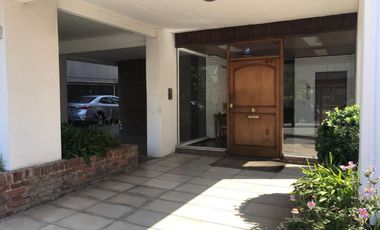 DEPARTAMENTO - VENTA CENTRO DE SAN ISIDRO 4 AMB. COCHERA Y PILETA