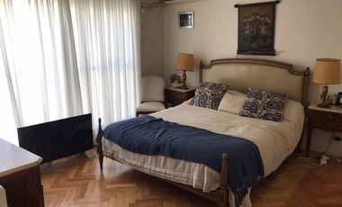 DEPARTAMENTO - VENTA CENTRO DE SAN ISIDRO 4 AMB. COCHERA Y PILETA