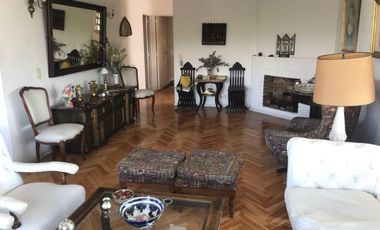 DEPARTAMENTO - VENTA CENTRO DE SAN ISIDRO 4 AMB. COCHERA Y PILETA