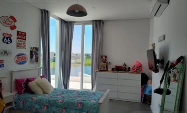 Casa en Puertos del Lago